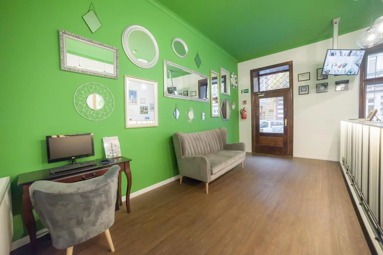 Dizzy Daisy Hostel Krakow 0*,  Poland